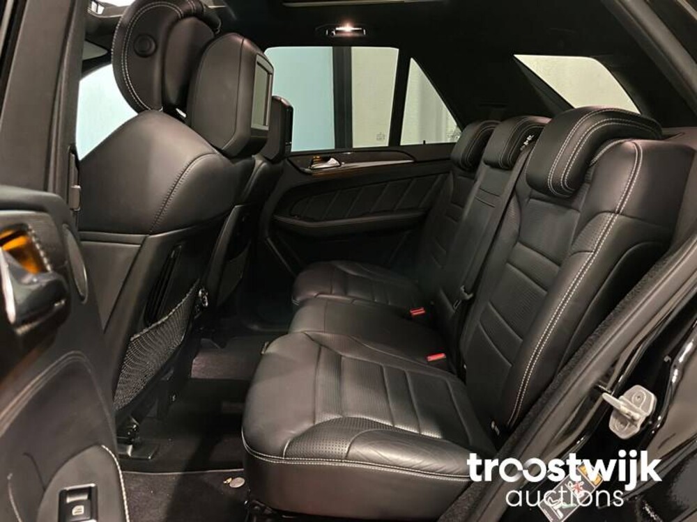 Mercedes-Benz GLE63s AMG 4Matic Car