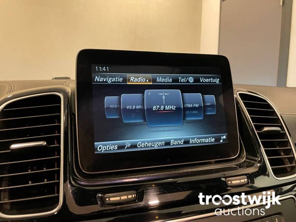 Mercedes-Benz GLE63s AMG 4Matic Car