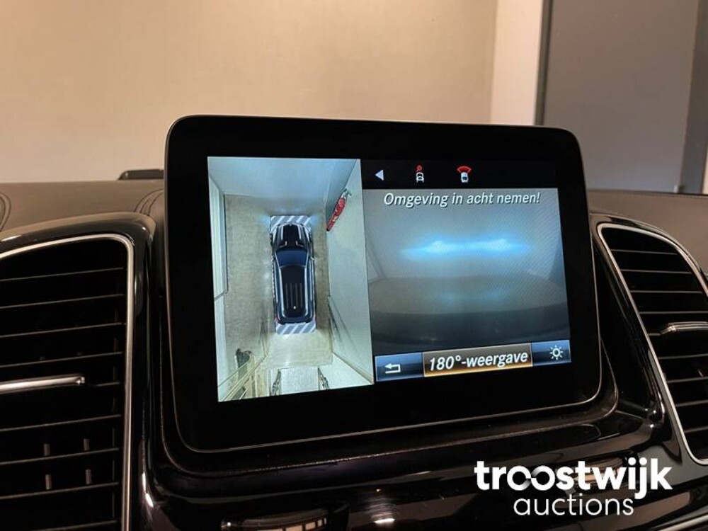 Mercedes-Benz GLE63s AMG 4Matic Car