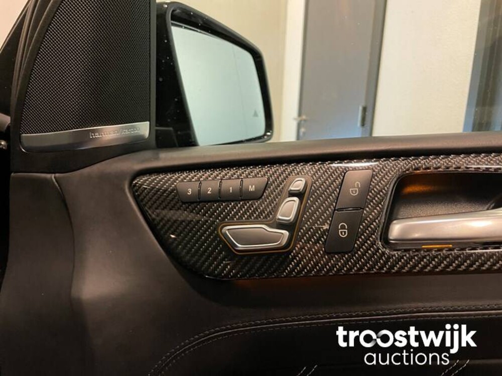 Mercedes-Benz GLE63s AMG 4Matic Car