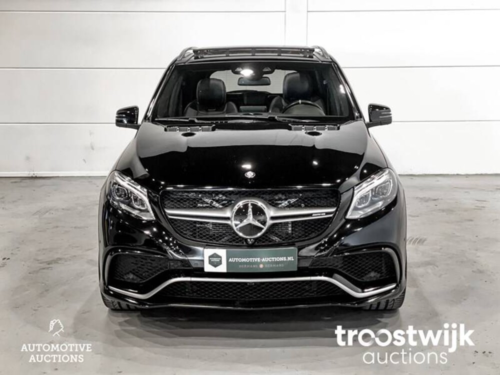 Mercedes-Benz GLE63s AMG 4Matic Car