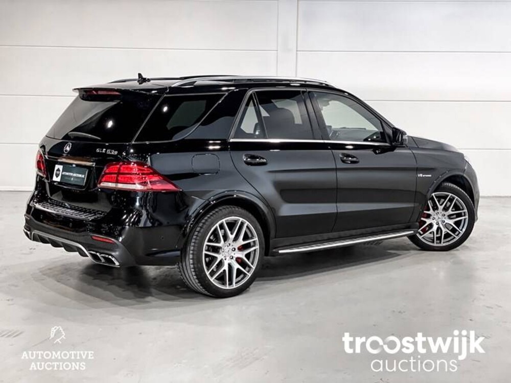 Mercedes-Benz GLE63s AMG 4Matic Car