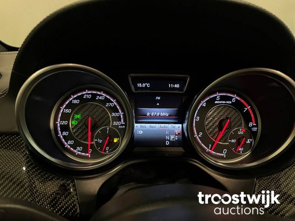 Mercedes-Benz GLE63s AMG 4Matic Car