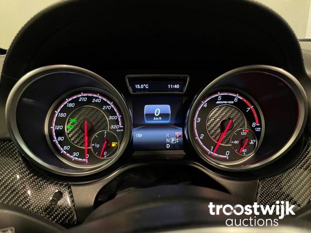 Mercedes-Benz GLE63s AMG 4Matic Car