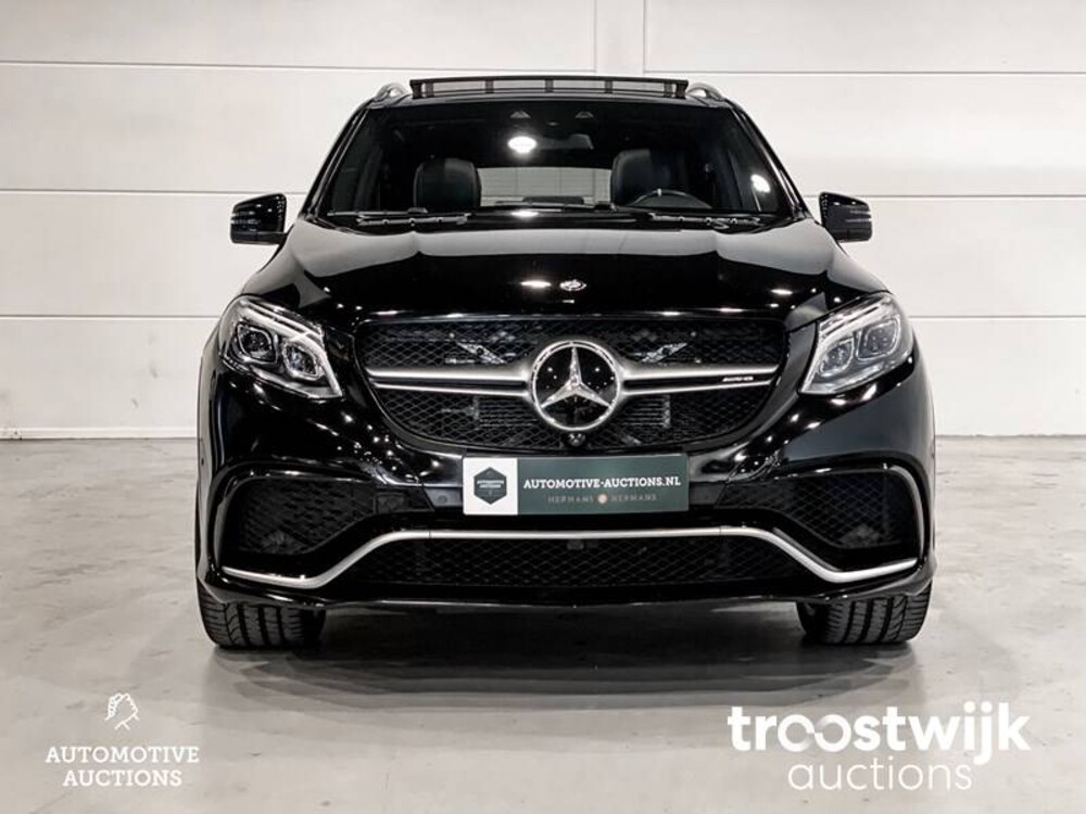 Mercedes-Benz GLE63s AMG 4Matic Car