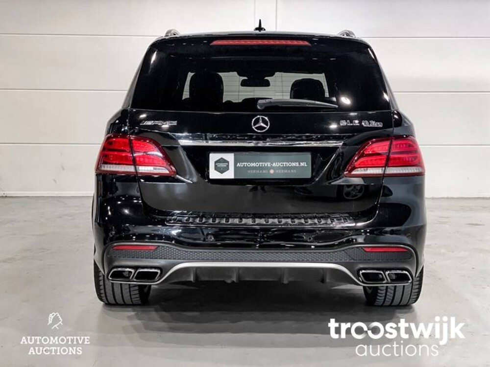 Mercedes-Benz GLE63s AMG 4Matic Car