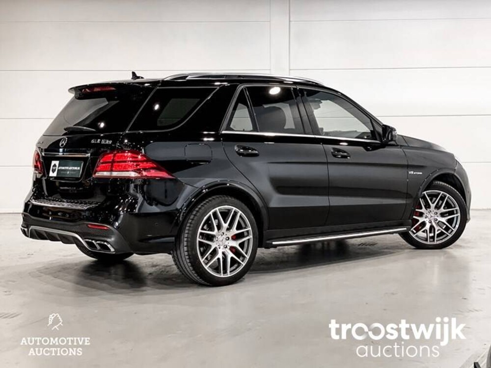 Mercedes-Benz GLE63s AMG 4Matic Car