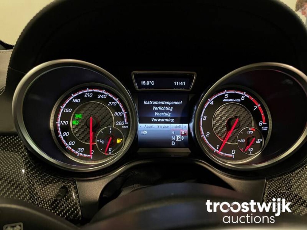 Mercedes-Benz GLE63s AMG 4Matic Car