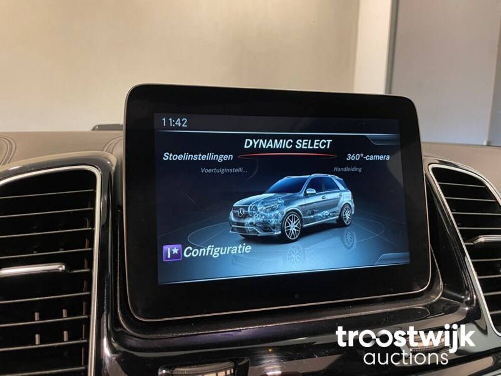 Mercedes-Benz GLE63s AMG 4Matic Car