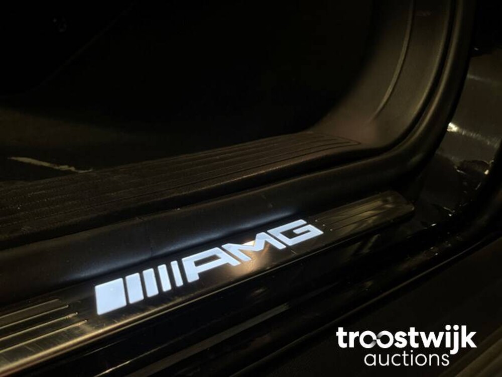 Mercedes-Benz GLE63s AMG 4Matic Car