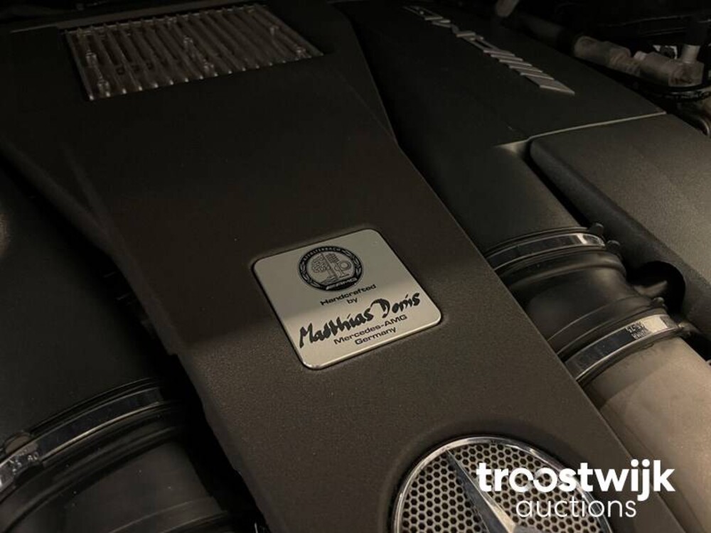 Mercedes-Benz GLE63s AMG 4Matic Car