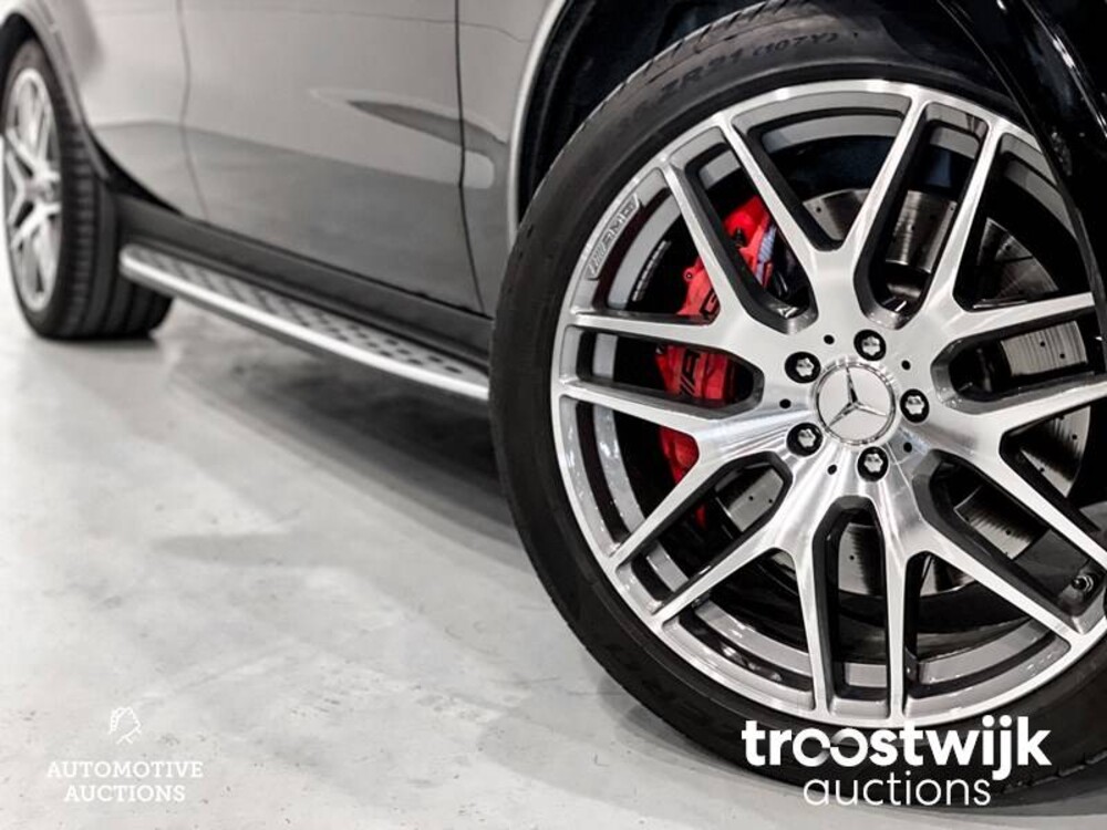 Mercedes-Benz GLE63s AMG 4Matic Car