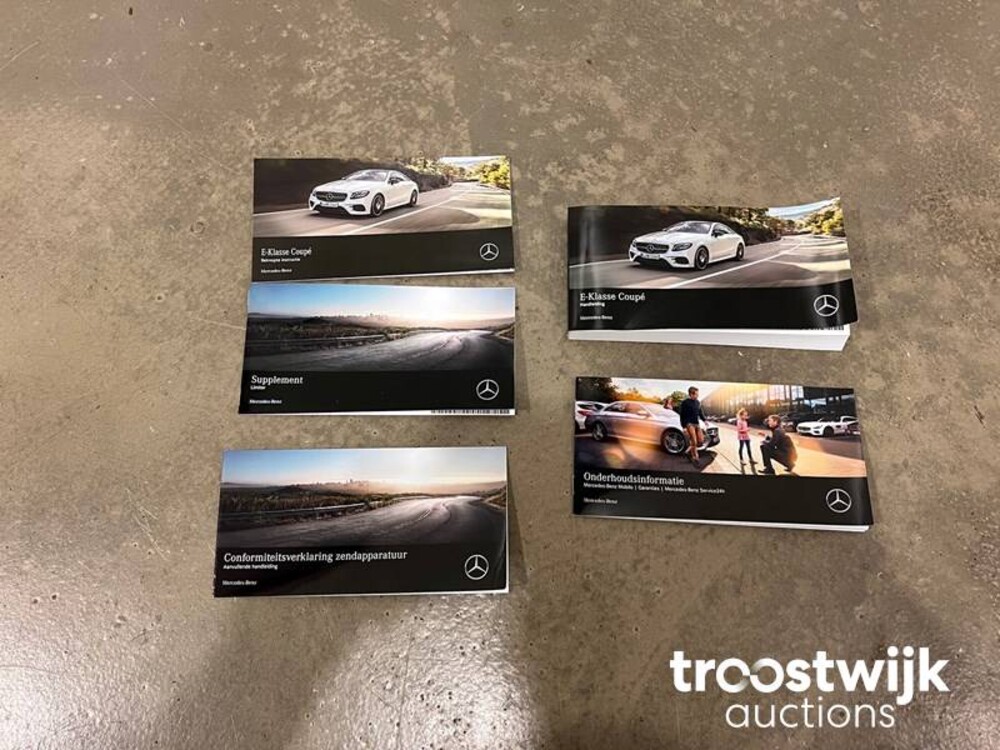 Mercedes-Benz E220d AMG Coupé Car
