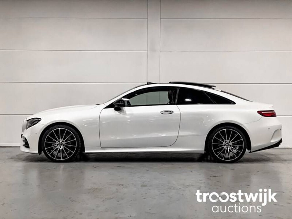 Mercedes-Benz E220d AMG Coupé Car