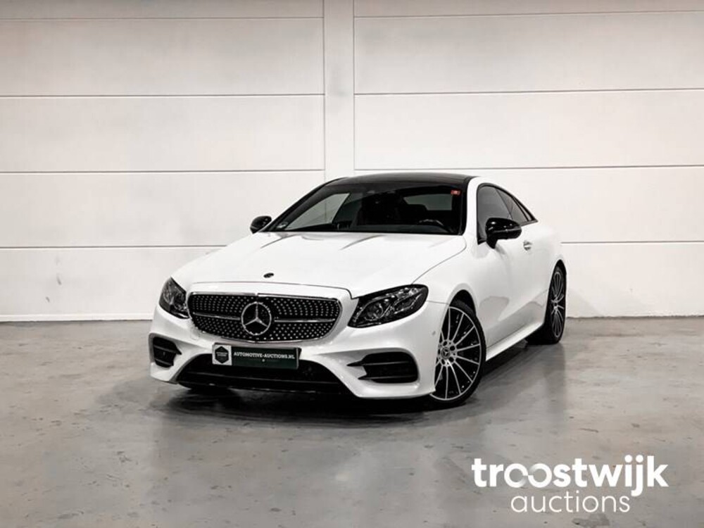 Mercedes-Benz E220d AMG Coupé Car