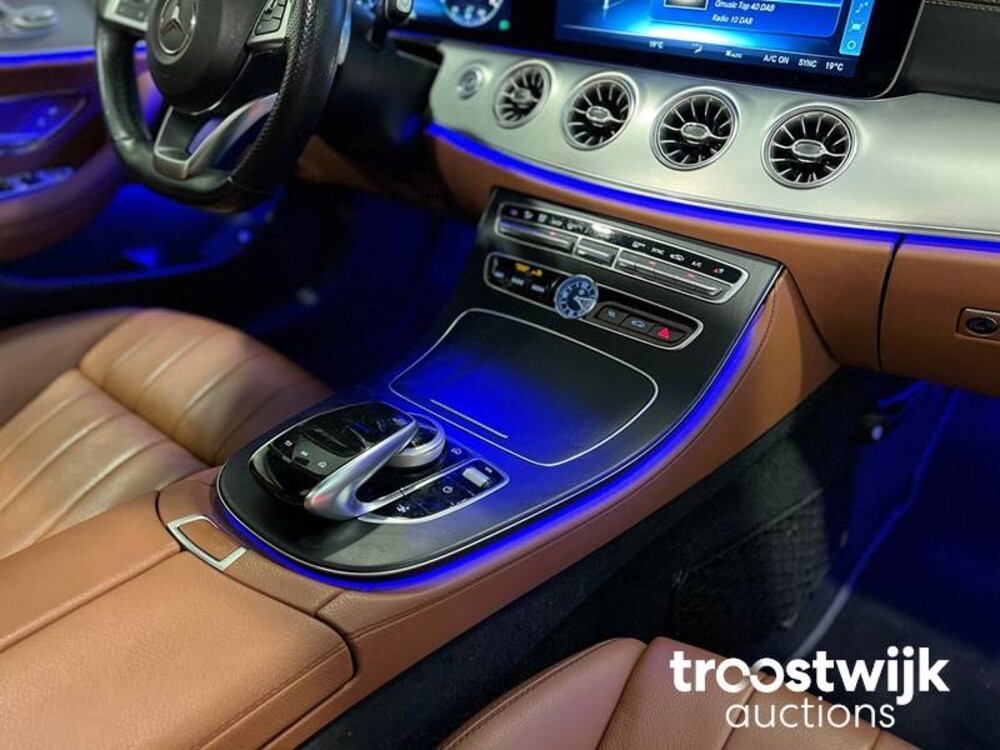 Mercedes-Benz E220d AMG Coupé Car