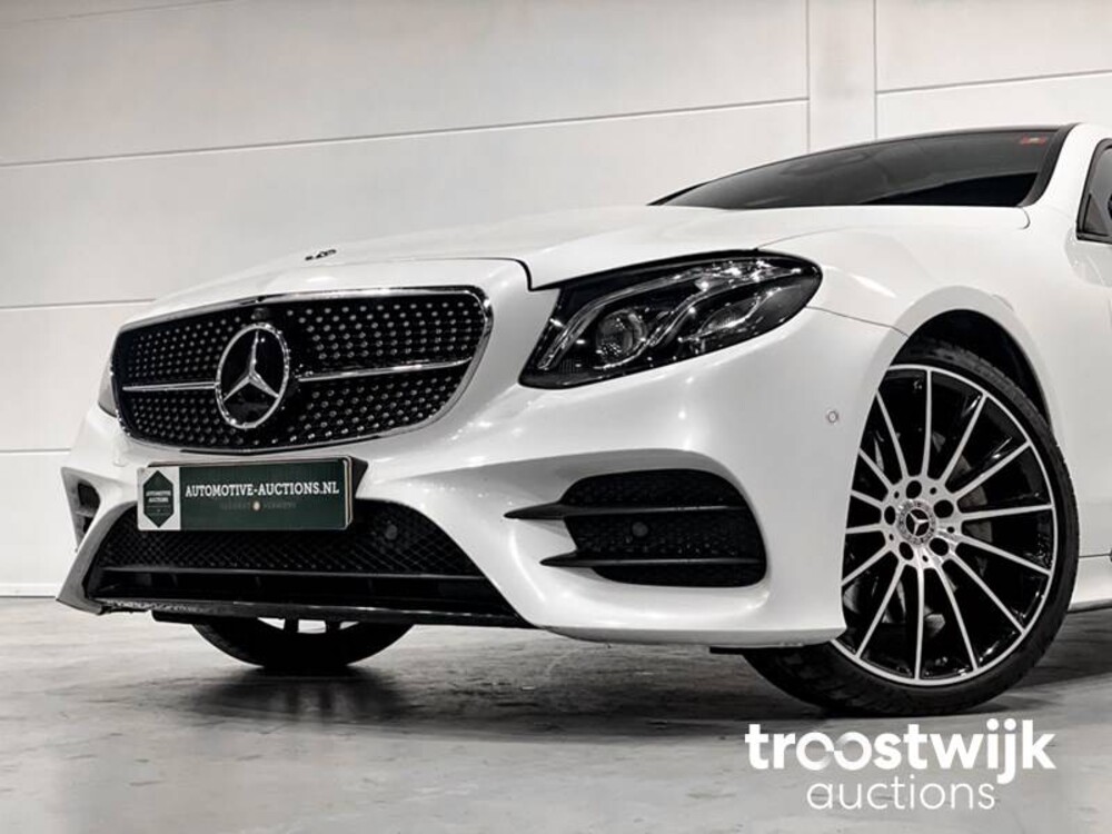 Mercedes-Benz E220d AMG Coupé Car