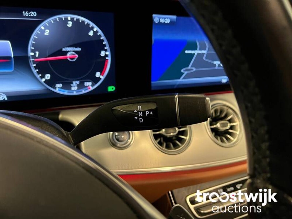 Mercedes-Benz E220d AMG Coupé Car