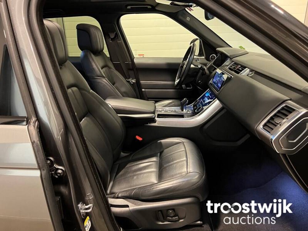 Land Rover Range Rover Sport SDV6 FACELIFT Autobiography Dynamic Car