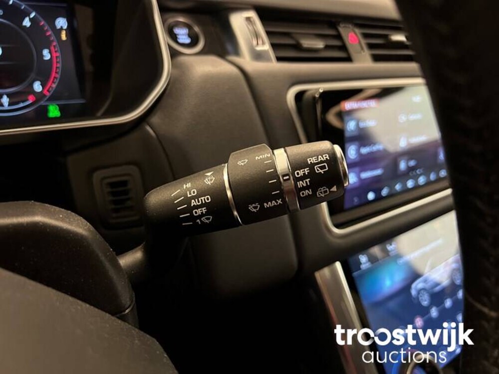 Land Rover Range Rover Sport SDV6 FACELIFT Autobiography Dynamic Car
