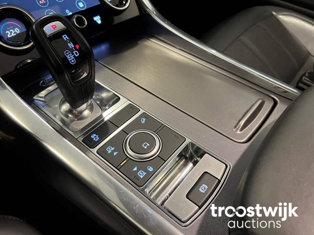 Land Rover Range Rover Sport SDV6 FACELIFT Autobiography Dynamic Car