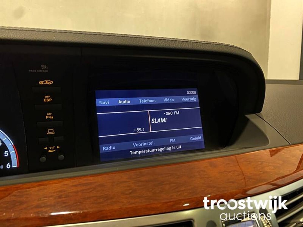 Mercedes-Benz S420 4.0 V8 CDI Car