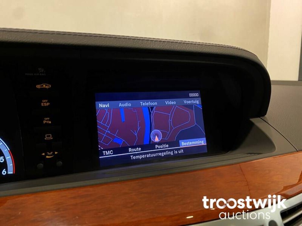 Mercedes-Benz S420 4.0 V8 CDI Car