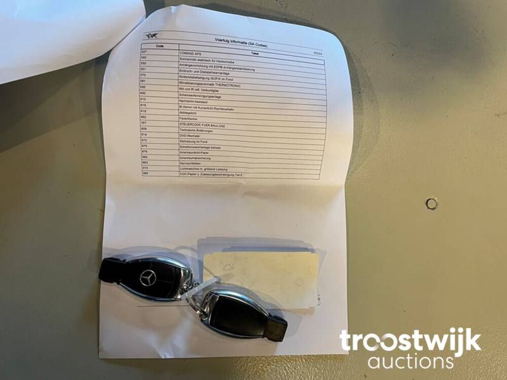 Mercedes-Benz S420 4.0 V8 CDI Car