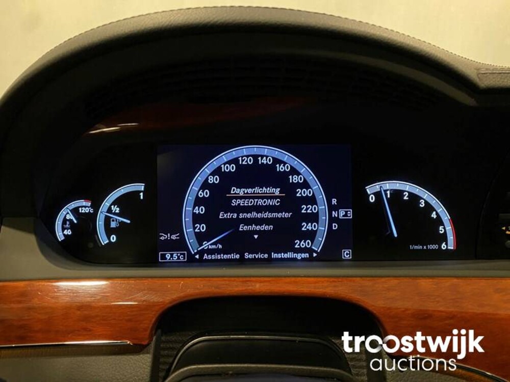 Mercedes-Benz S420 4.0 V8 CDI Car