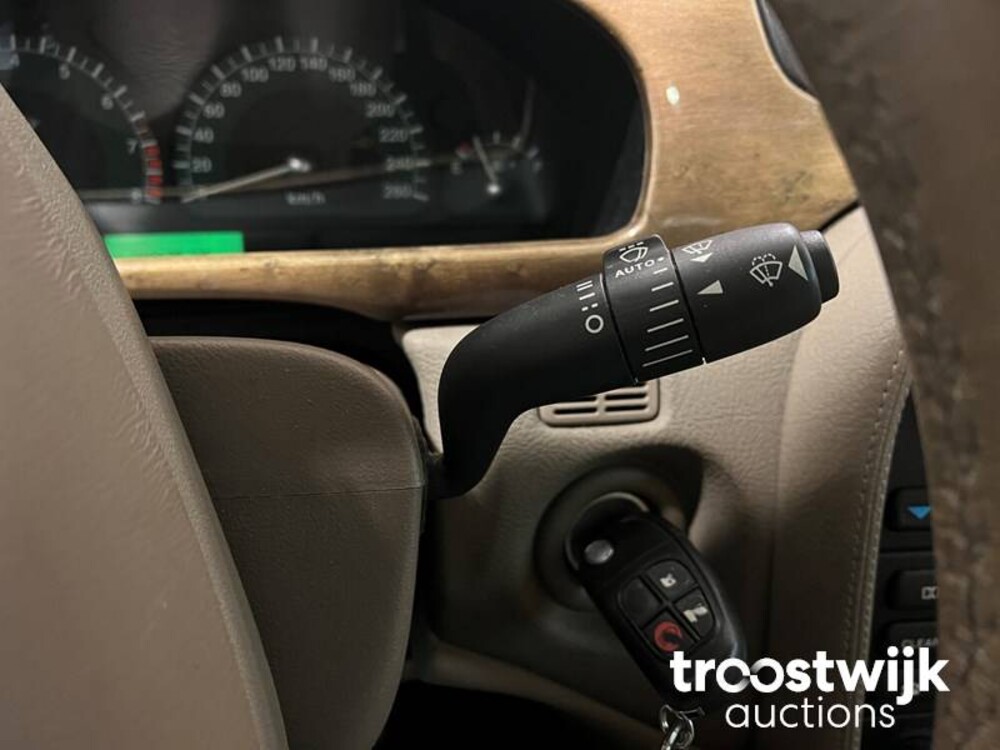 Jaguar S-type Executive 2.5 V6 Car