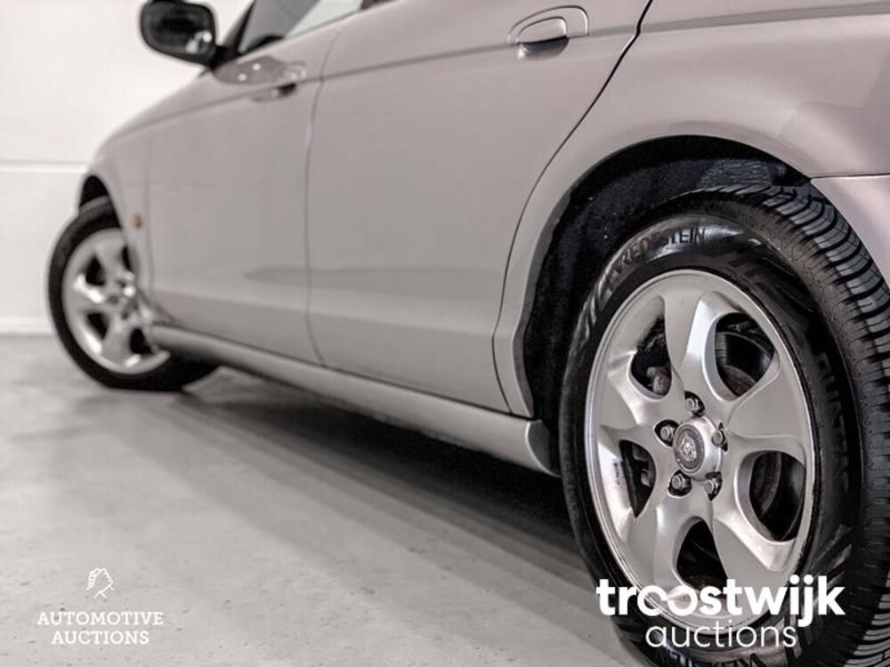 Jaguar S-type Executive 2.5 V6 Car