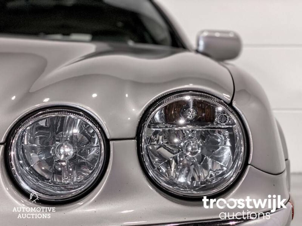 Jaguar S-type Executive 2.5 V6 Car