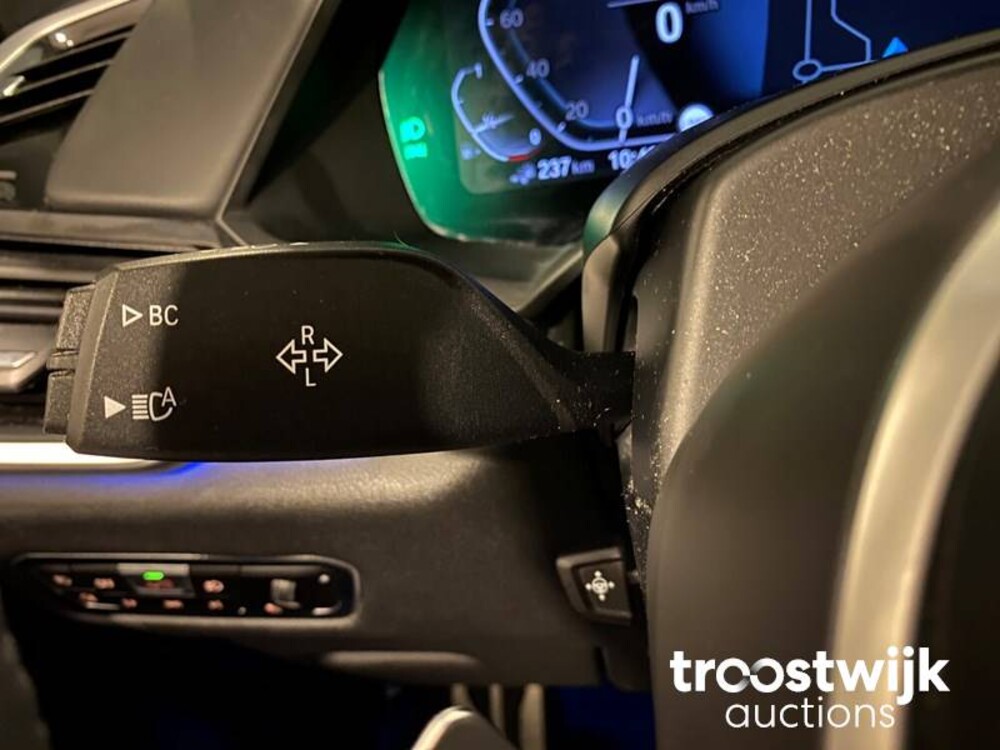 BMW X5 xDrive45e  Car