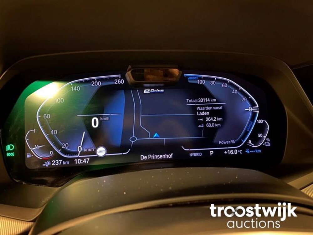 BMW X5 xDrive45e  Car