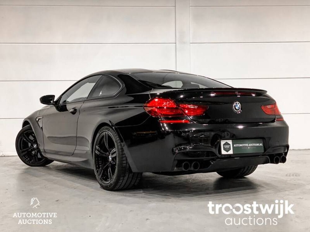BMW M6 Coupe 4.4 V8 Competition Pakket Car