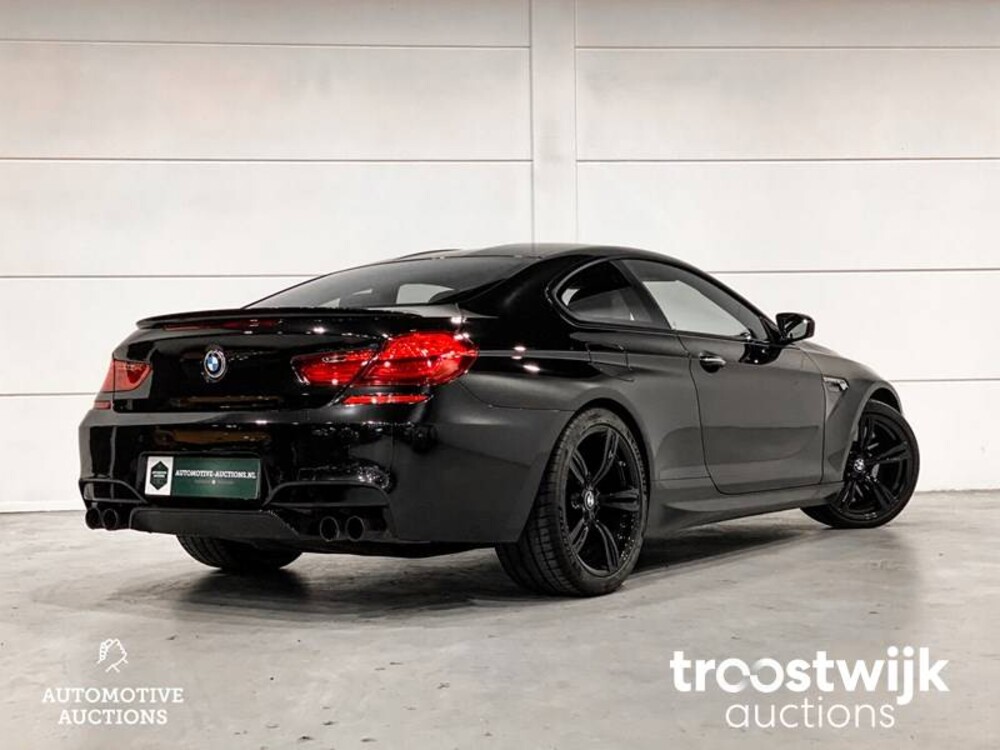 BMW M6 Coupe 4.4 V8 Competition Pakket Car