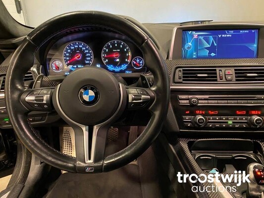 BMW M6 Coupe 4.4 V8 Competition Pakket Car