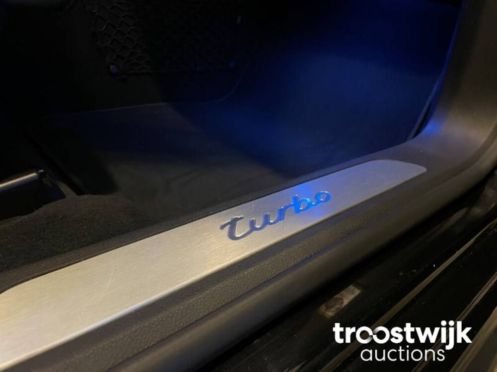 Porsche Panamera Turbo 4.8 Car