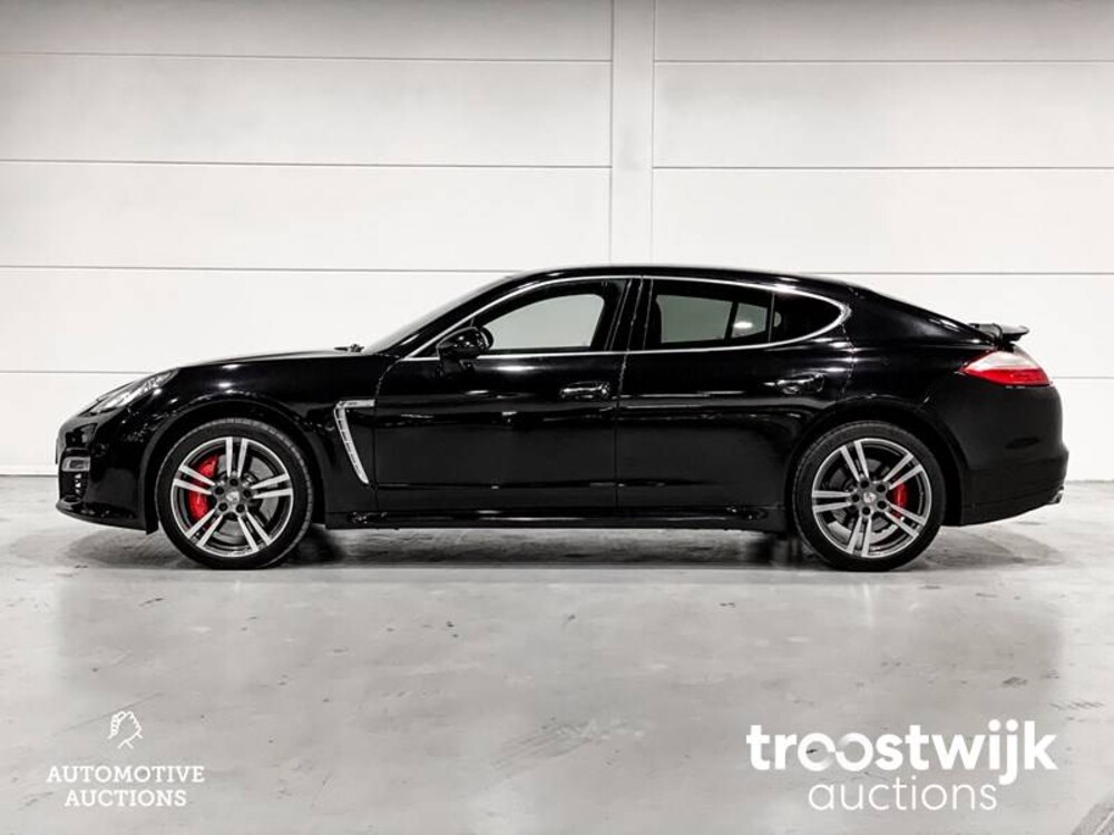 Porsche Panamera Turbo 4.8 Car