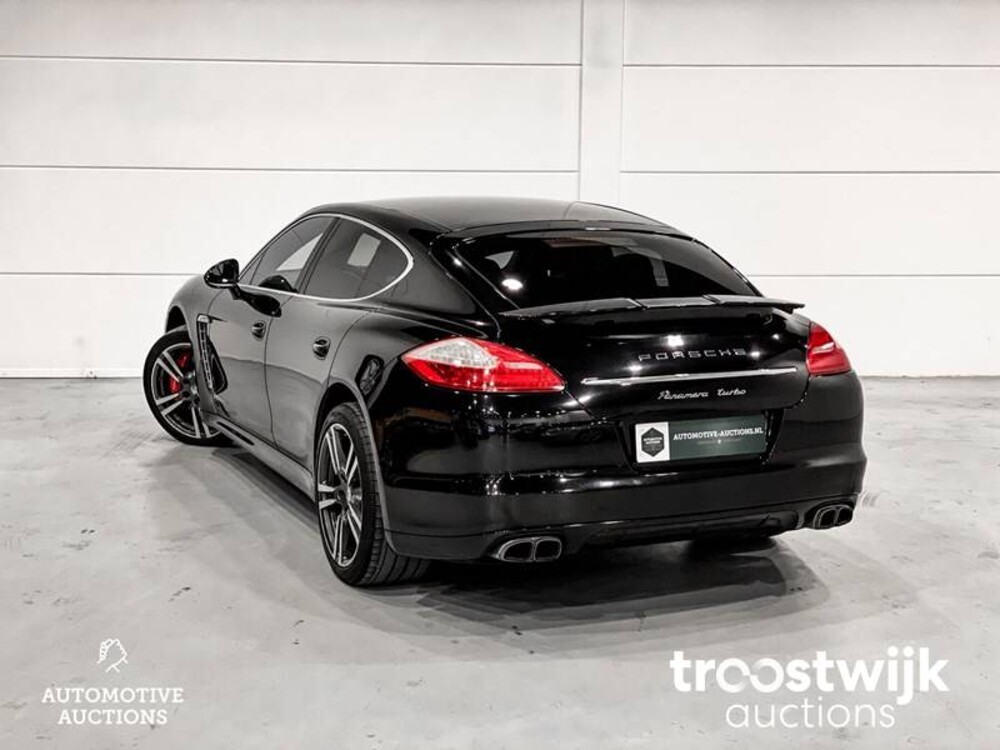 Porsche Panamera Turbo 4.8 Car