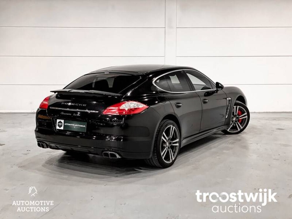 Porsche Panamera Turbo 4.8 Car