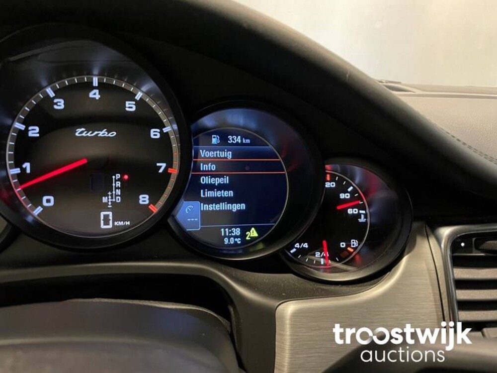 Porsche Panamera Turbo 4.8 Car