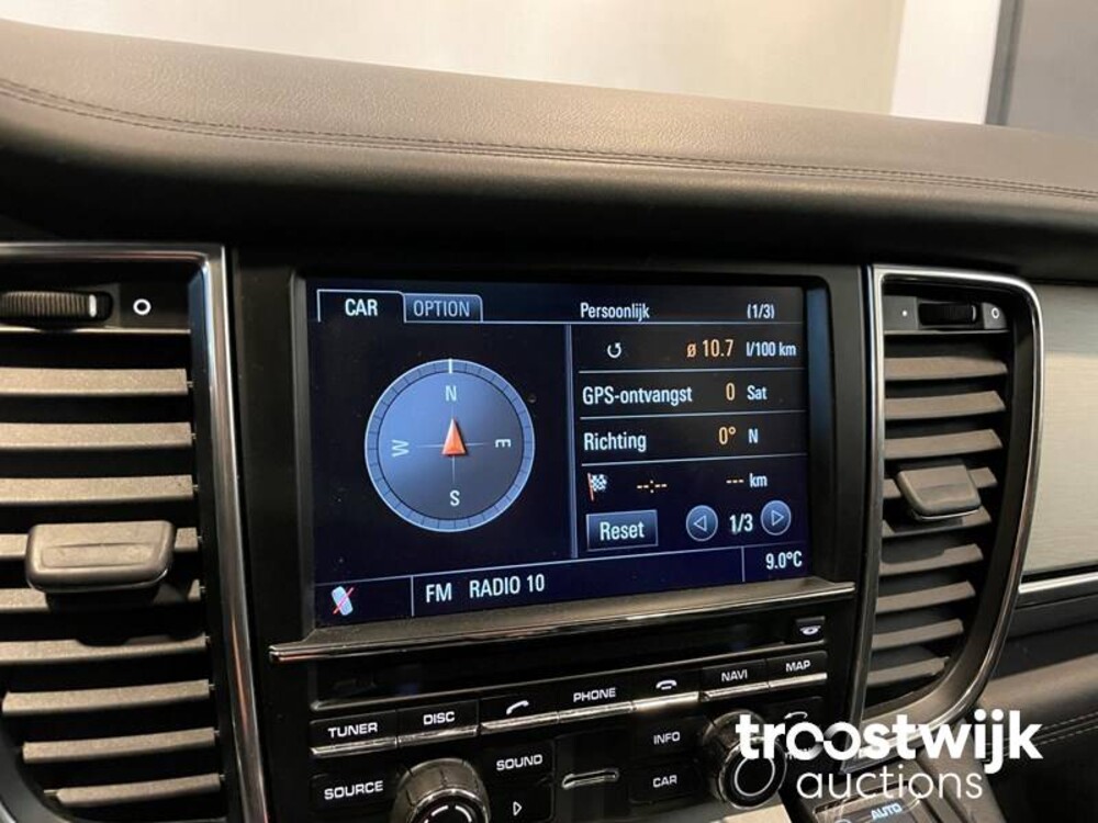 Porsche Panamera Turbo 4.8 Car