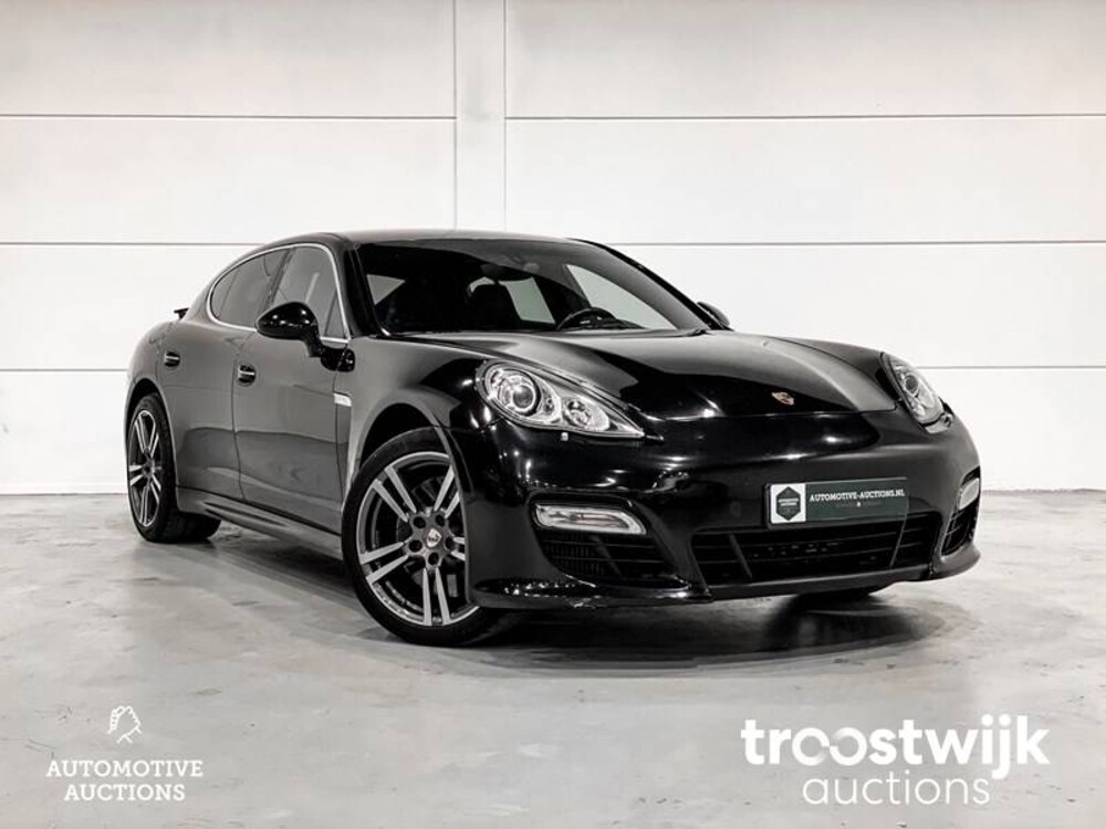 Porsche Panamera Turbo 4.8 Car
