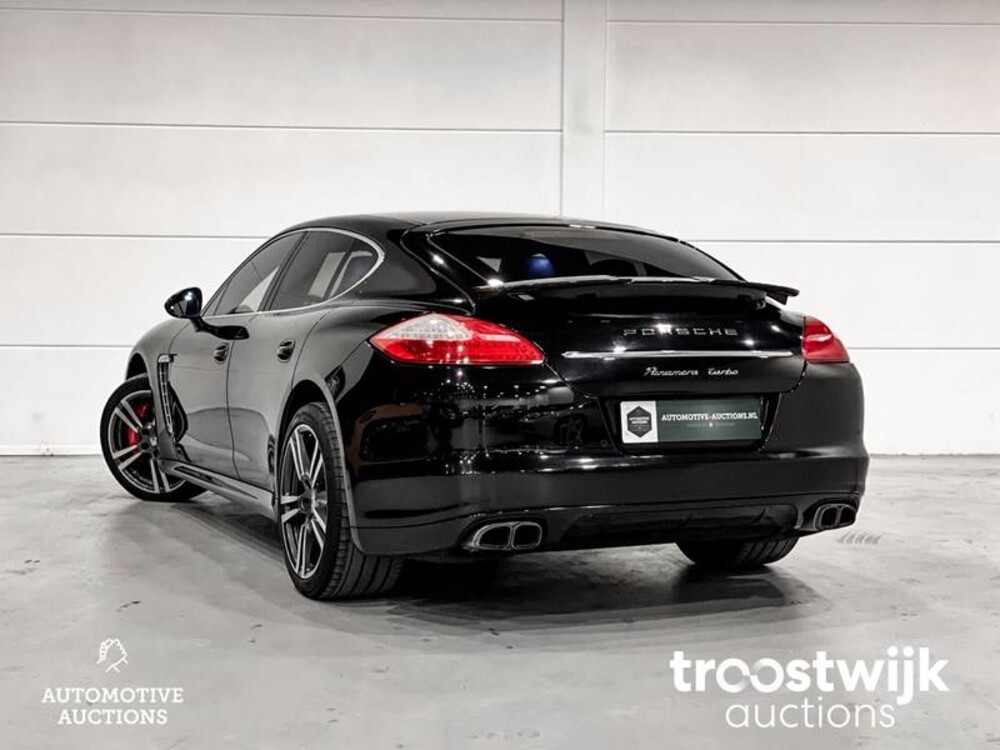 Porsche Panamera Turbo 4.8 Car
