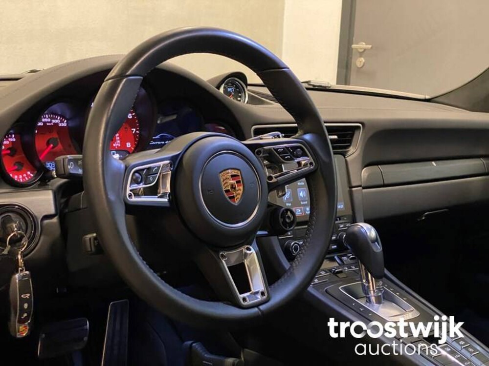 Porsche 911.2 Carrera 4 3.0 GTS Coupe -FACELIFT- SportChrono 450pk 2017, J-204-GT