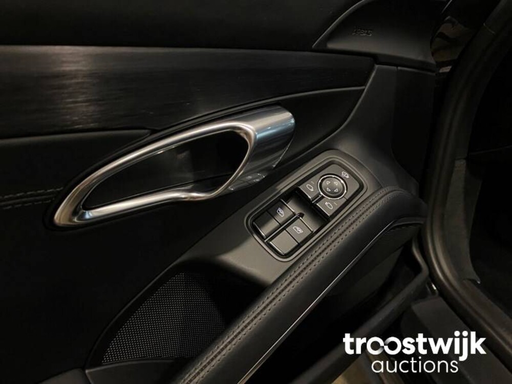 Porsche 911.2 Carrera 4 3.0 GTS Coupe -FACELIFT- SportChrono 450pk 2017, J-204-GT