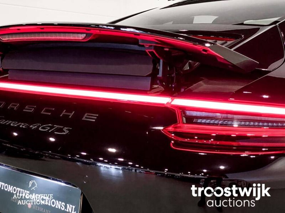 Porsche 911.2 Carrera 4 3.0 GTS Coupe -FACELIFT- SportChrono 450pk 2017, J-204-GT