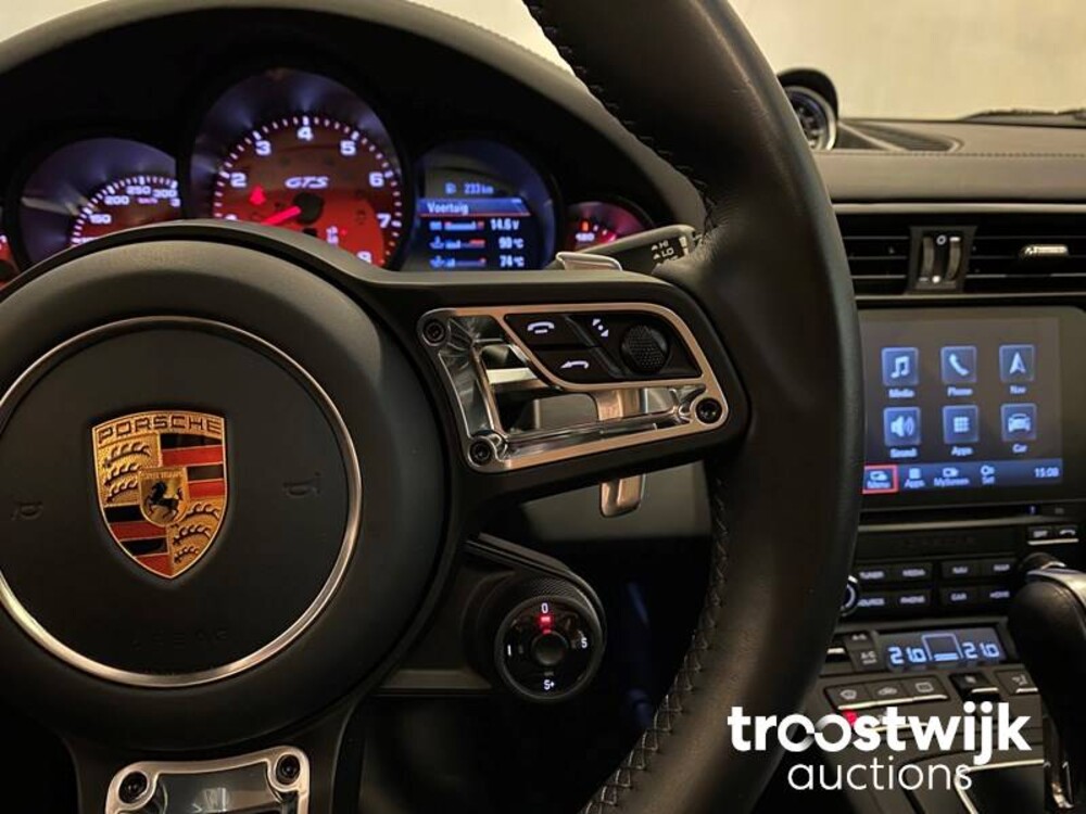 Porsche 911.2 Carrera 4 3.0 GTS Coupe -FACELIFT- SportChrono 450pk 2017, J-204-GT