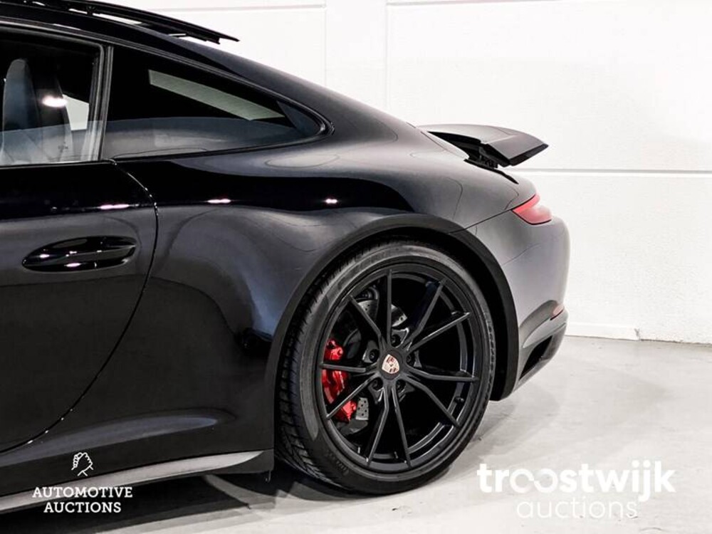 Porsche 911.2 Carrera 4 3.0 GTS Coupe -FACELIFT- SportChrono 450pk 2017, J-204-GT